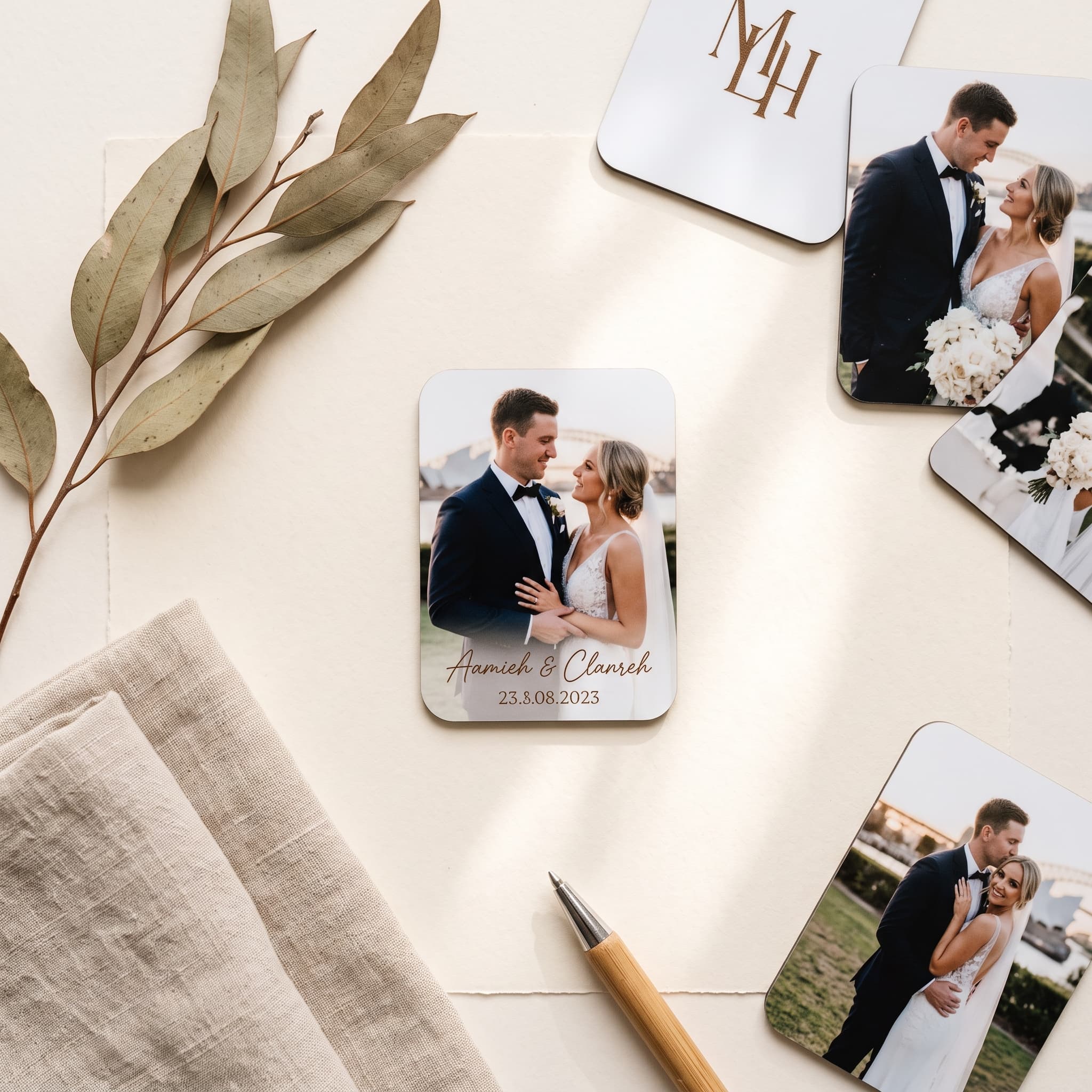 Wedding photo magnet favours